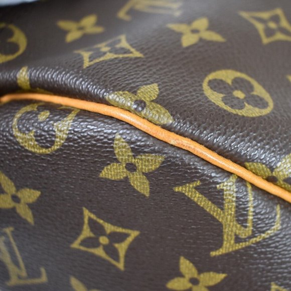 Authentic LOUIS VUITTON Keepall 50 Travel Hand Bag Monogram Leather - Picture 4 of 16